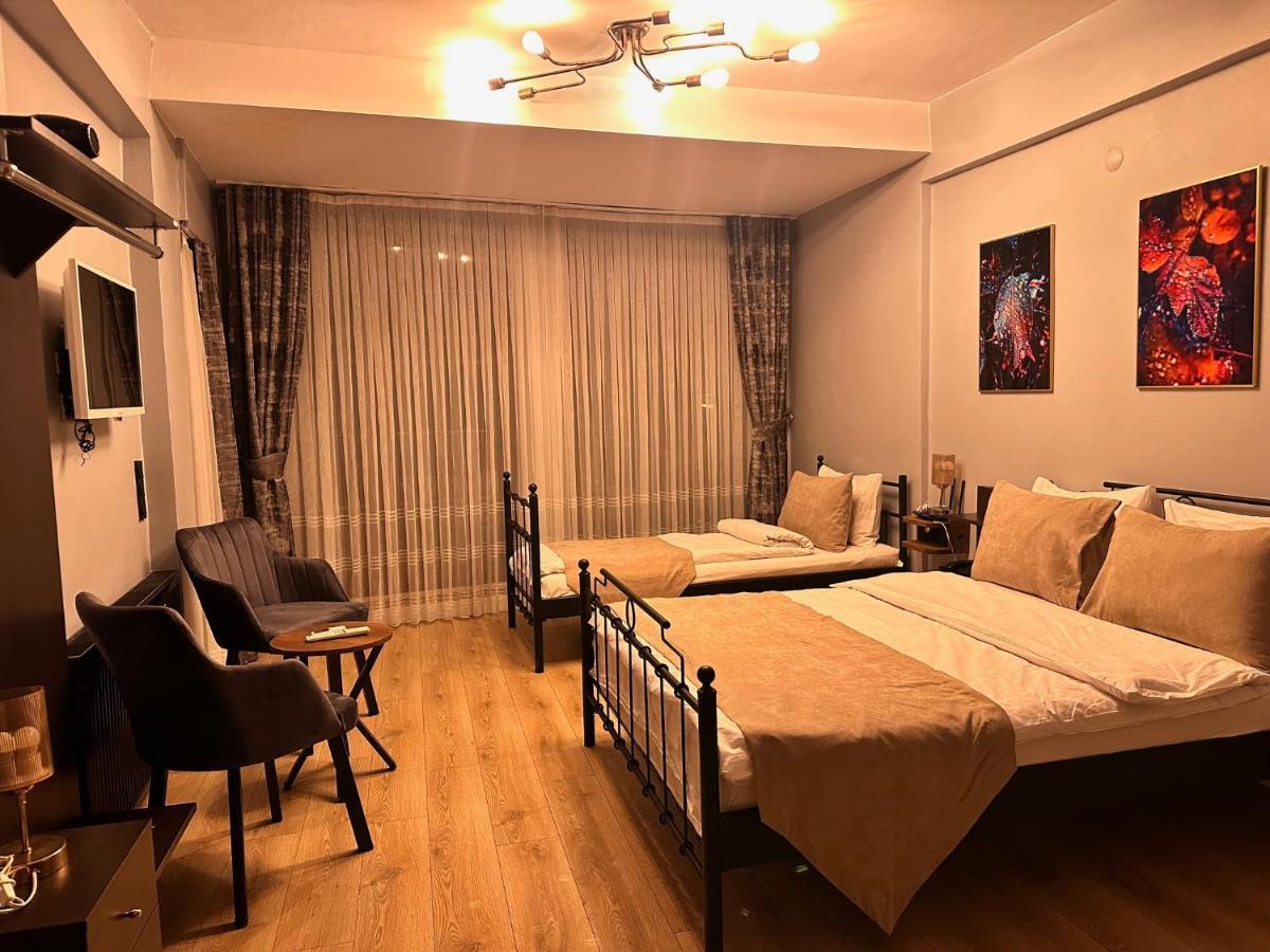 Taksim Park Hotel Istanboel Buitenkant foto