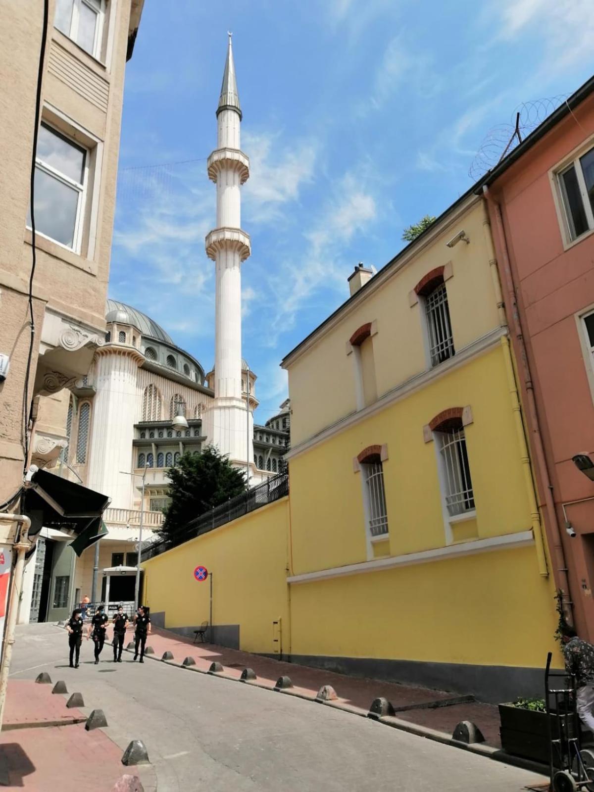 Taksim Park Hotel Istanboel Buitenkant foto