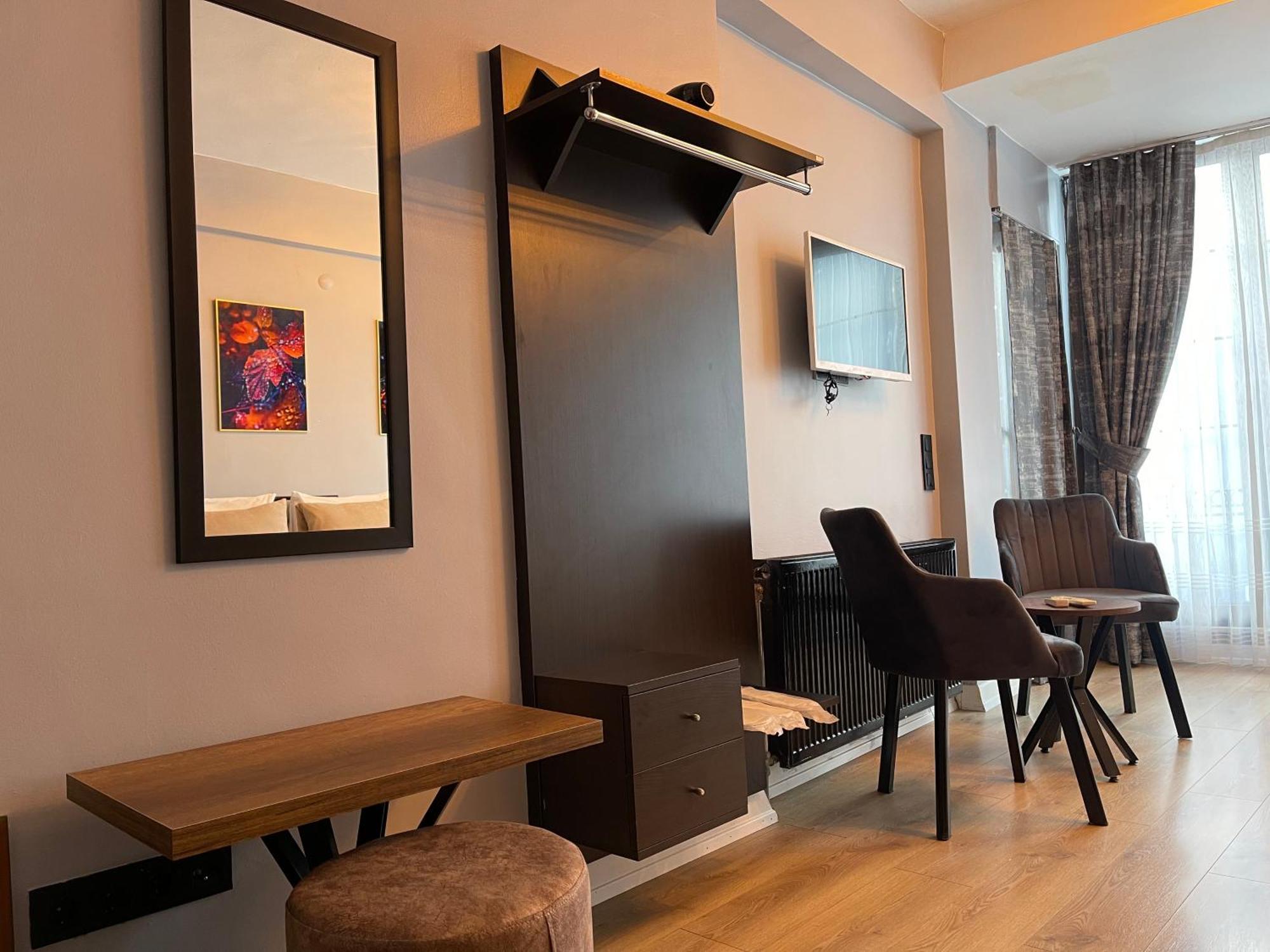 Taksim Park Hotel Istanboel Buitenkant foto