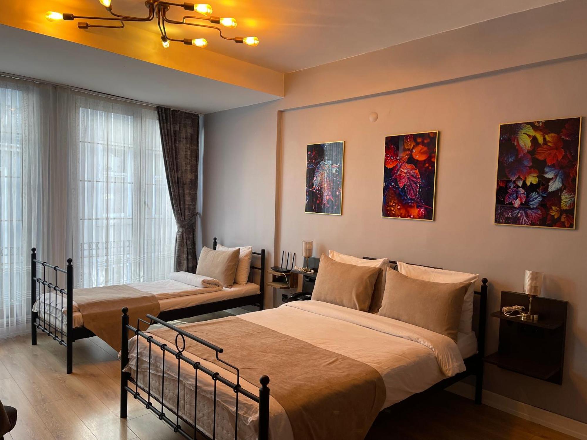 Taksim Park Hotel Istanboel Buitenkant foto