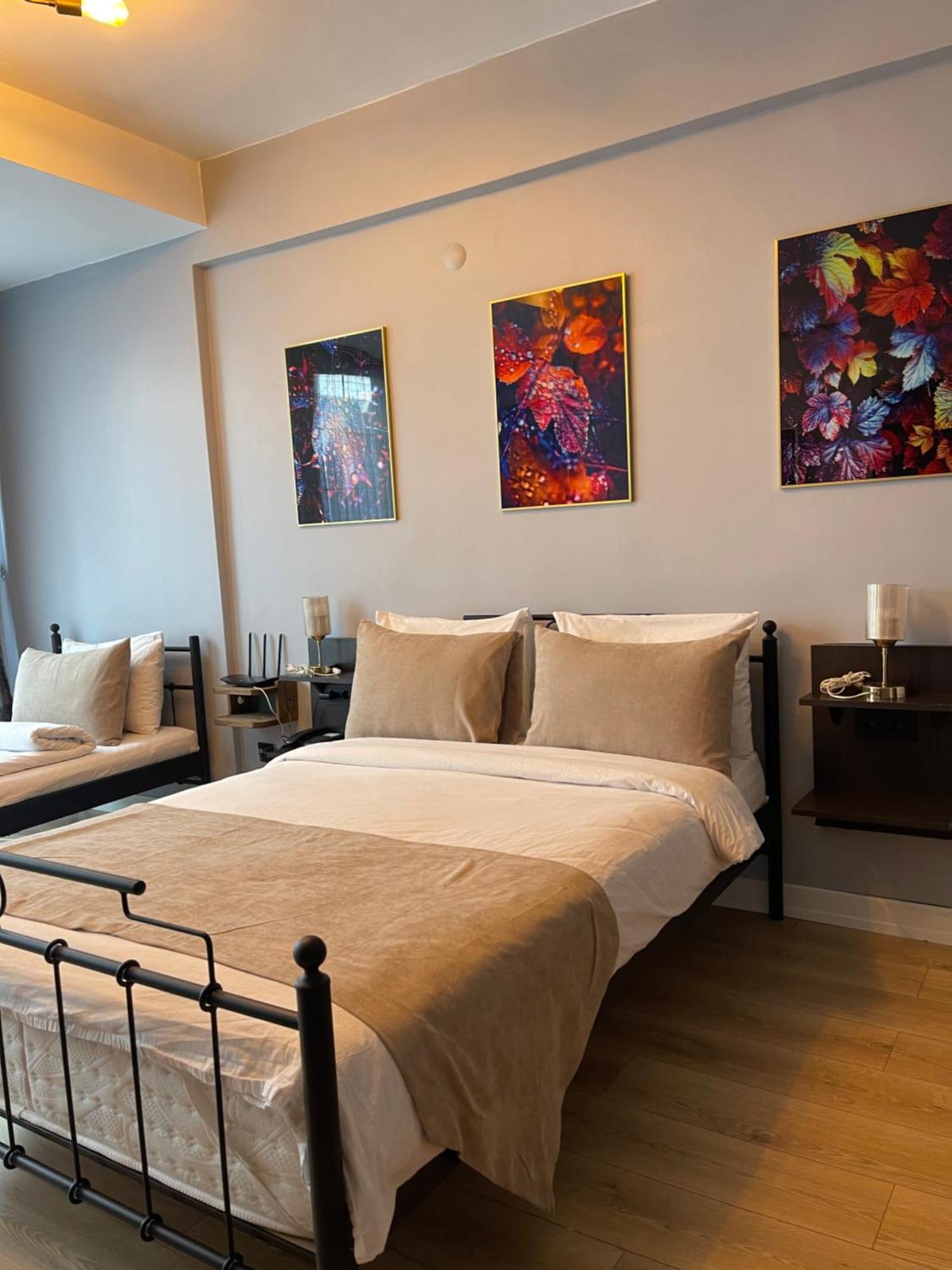 Taksim Park Hotel Istanboel Buitenkant foto