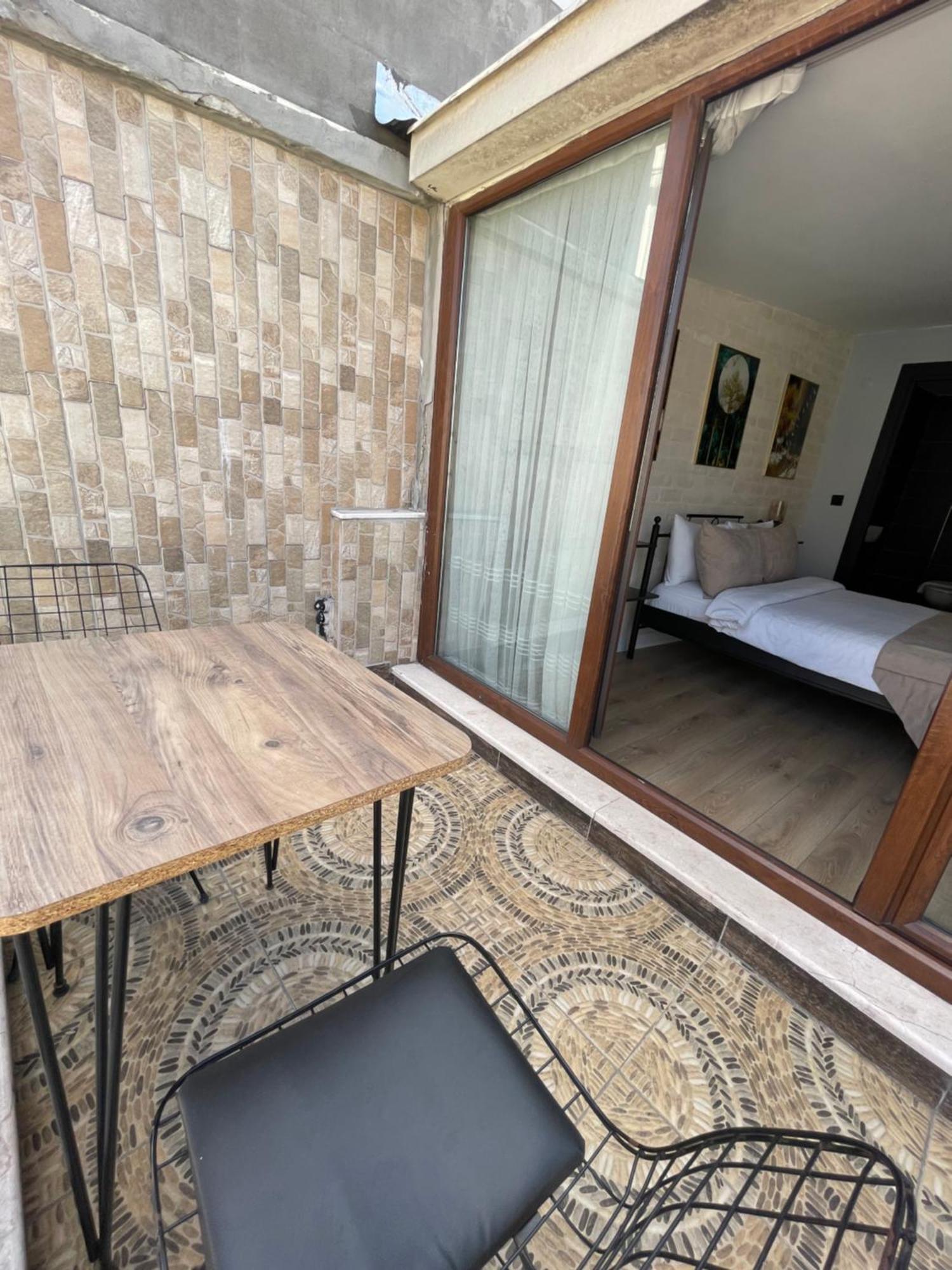 Taksim Park Hotel Istanboel Buitenkant foto