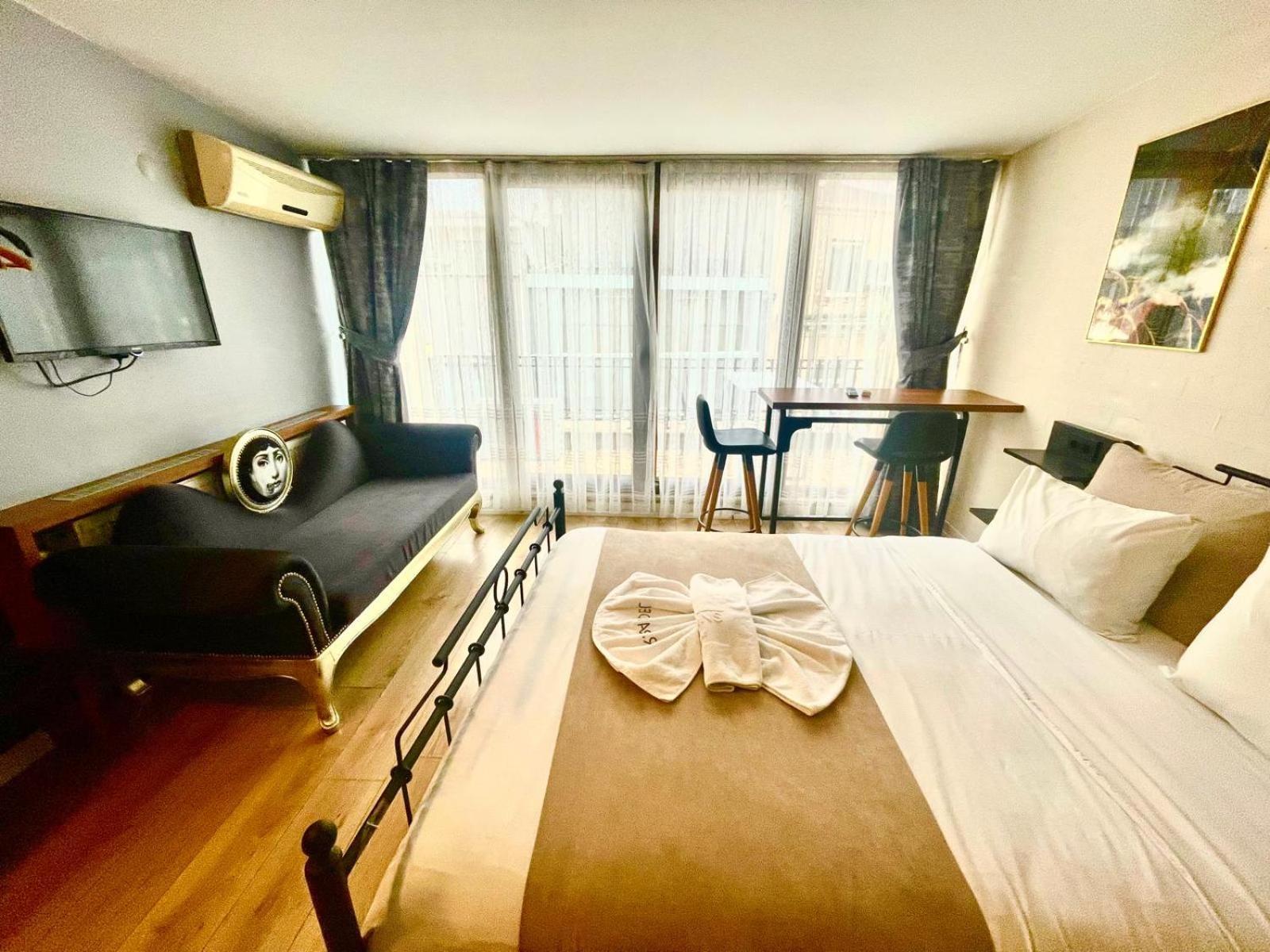 Taksim Park Hotel Istanboel Buitenkant foto