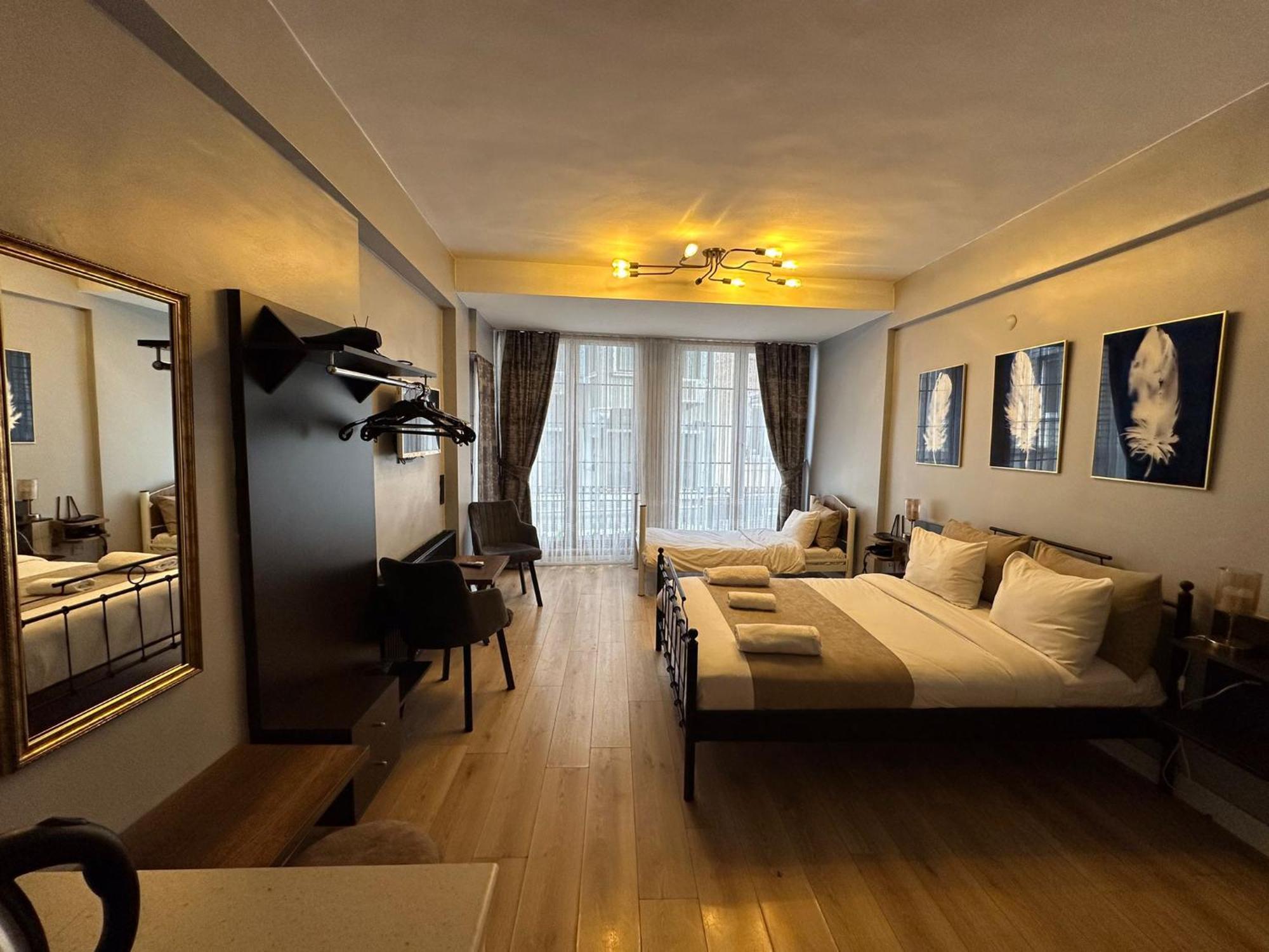 Taksim Park Hotel Istanboel Buitenkant foto